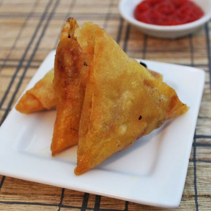 Onion Samosa (Nut-free, Vegan) 5